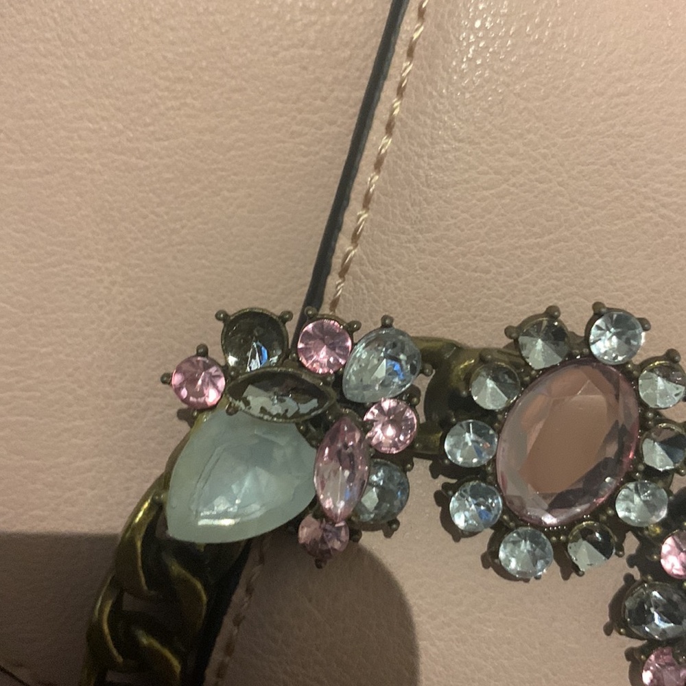 Pink purse - Picture 2 of 5